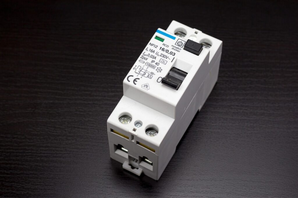 circuit breaker, fi switch, fault current, electrical engineering, electronics, protection, switch, security, secure, web, electricity, power supply, mains power, circuit breaker, circuit breaker, circuit breaker, circuit breaker, circuit breaker, electrical engineering